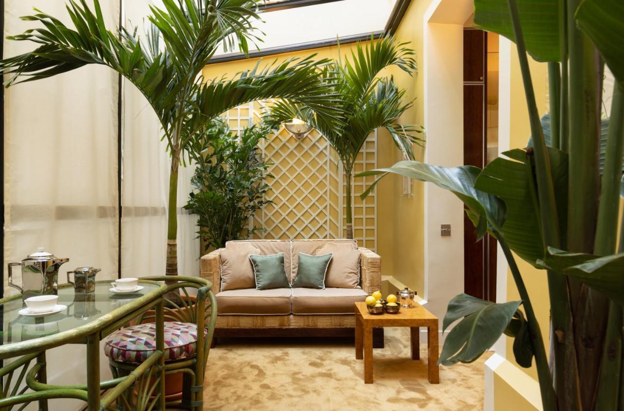 Les Suites Cinabre Paris Exterior photo